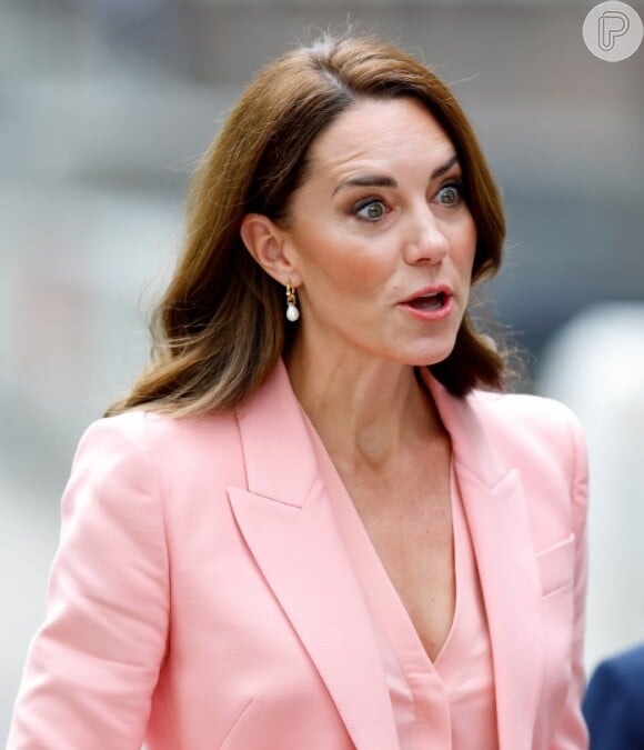 Kate Middleton está envolvida em rumor de que estaria com câncer
