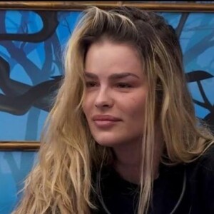 Yasmin Brunet perde a paciência com repórter em entrevista sobre Leidy Elin