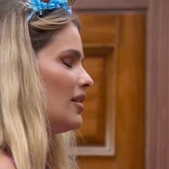 Yasmin Brunet é questionada se vai dar emprego para Leidy Elin fora do 'BBB 24'