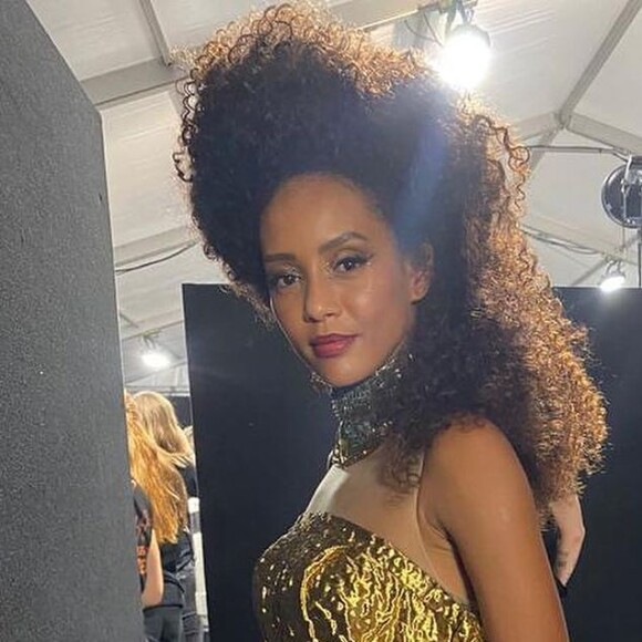 Taís Araújo tem um segredo para manter sua beleza natural em dia e a pele esticadinha
