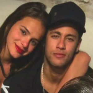 Neymar e Bruna Marquezine: quase 6 anos após o fim definitivo do namoro, os nomes dos dois voltaram a ser assunto novamente
