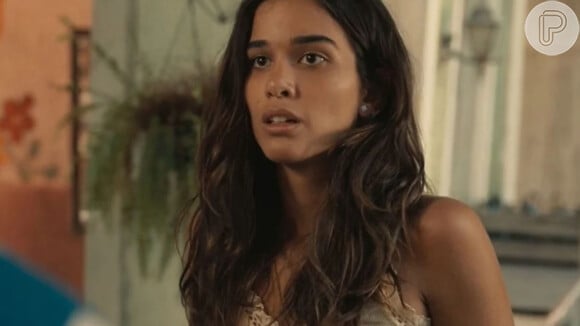 Na novela 'Renascer ', Eliana (Sophie Charlotte) usa objetivo de Mariana (Theresa Fonseca) para torná-la sua aliada contra Buba (Gabriela Medeiros)