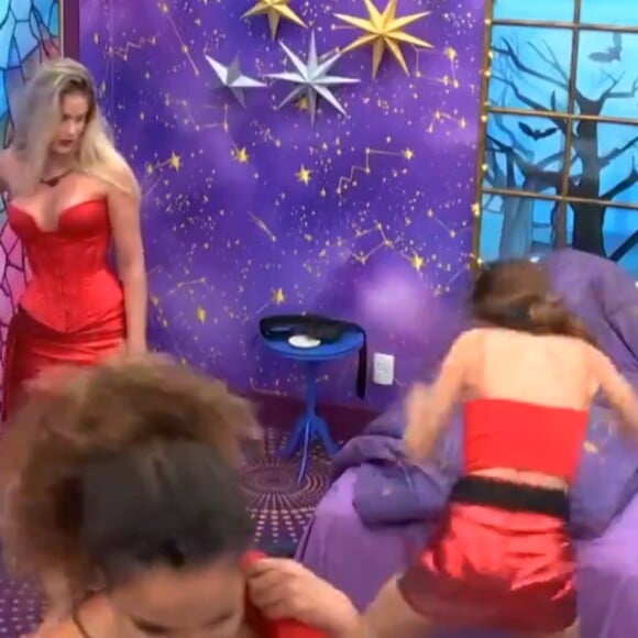 Wanessa Camargo foi expulsa do 'BBB 24' por dar um tapa na perna de Davi