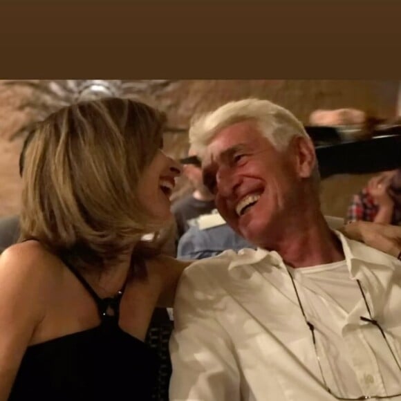 Após Deborah Evelyn postar o casamento com o marido, algumas celebridades se confundiram com as imagens e desejaram felicitações ao casal