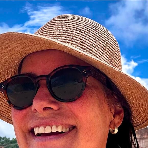 Renata Ceribelli escreveu: 'Que linda! Parabéns, seja muito feliz'