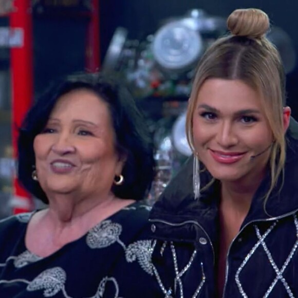 Livia Andrade afirmou que viu o sino de Henri Castelli badalar