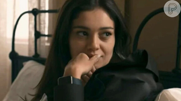 Eliana (Sophie Charlotte) se sente ferida ao ver Ritinha (Mell Muzzillo) com Damião (Xamã) em Renascer