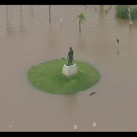 Tragédia das chuvas no RS atinge a capital, Porto Alegre (foto), e praticamente todos os demais 496 municípios