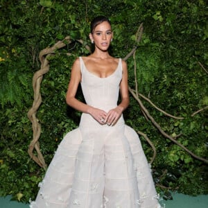 Bruna Marquezine arrasou muito com um vestido de princesa no MET Gala na última semana