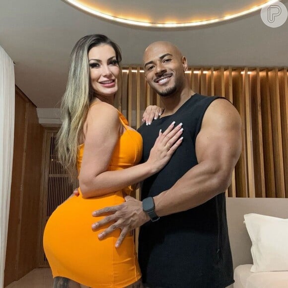 Andressa Urach e Lucas Ferraz abriram turne erótica pelo país