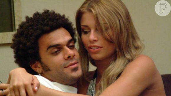 Alan Passos e Grazi Massafera participaram juntos do 'BBB 5' e viveram um romance discreto que conquistou o público brasileiro