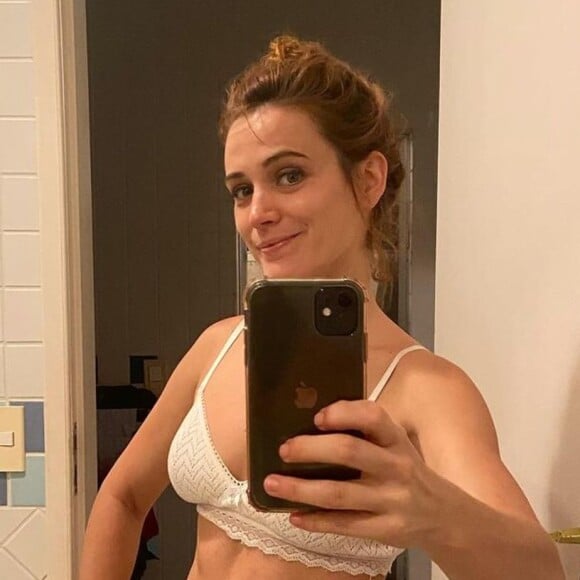 Bianca Bin mostra antes e depois de corpo e surpreende com fotos ousadas na web