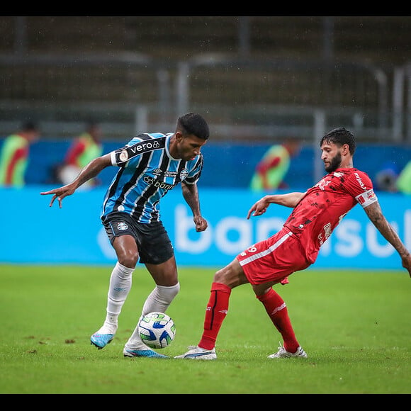 Grêmio x Bragantino pela 7ª rodada do Campeonato Brasileiro 2024 em 1º de junho de 2024 passa no Premiere