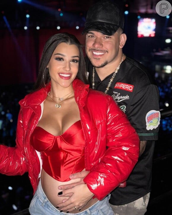 Filho de DJ Buarque e Bia Miranda se chamará Kaleb e está prestes a nascer