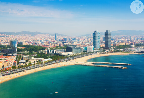 Cidade de Barcelona vista de cima. O país conta com mais de 47 milhões de habitantes