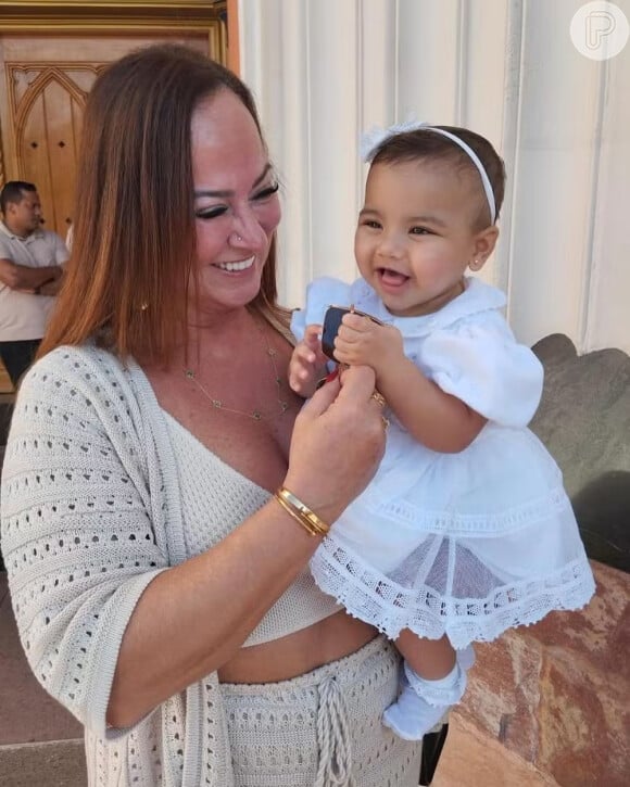 Tudo em paz? Mãe de Neymar exibe fotos inéditas com a neta, Mavie, após  rumor com Bruna Biancardi: 'Minha bebê linda': Fotos - Purepeople