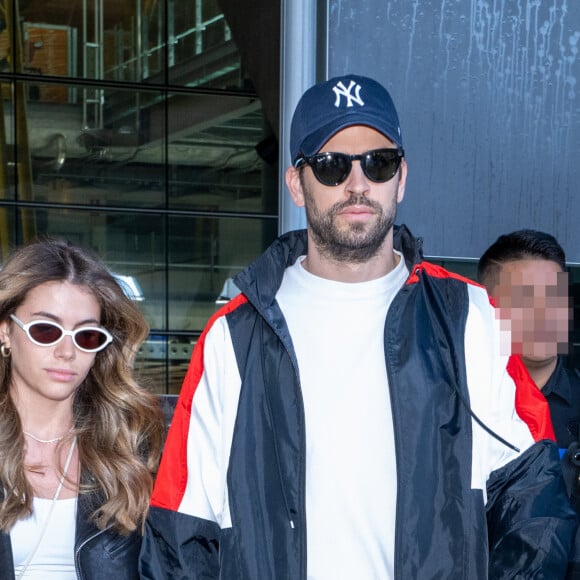 Namorada de Gerard Piqué e pivô do fim do casamento do jogador com Shakira, Clara Chía esteve cara a cara com o homem que revelou o caso extraconjugal ao mundo