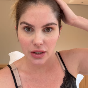 Bárbara Evans tem reclamado de dores na coluna, embora ressalte que os locais em que foram dados pontos pela cirurgias não estão incomodando