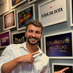 Leonardo Plácido, antes mesmo do sucesso no reality show, já tinha um deslumbre da fama nas redes sociais com vídeos reflexivos