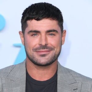 Por que rosto de Zac Efron mudou tanto? Acidente doméstico causou mudança drástica no ator