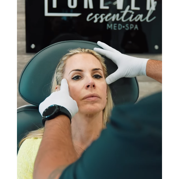 Joana Prado passou por uma harmonização facial para corrigir alguns pontos em seu rosto