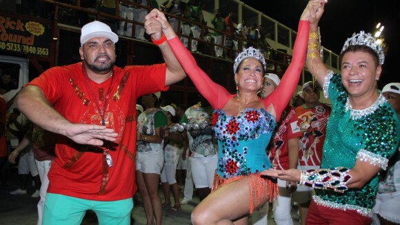 Susana Vieira samba e se emociona em ensaio para o Carnaval 2015: 'Inesquecível'
