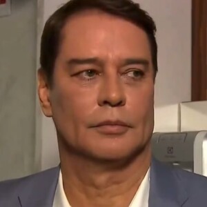 Marcello Antony foi criticado por uma internauta, que disse que ele ele estaria parecendo o Ken Humano