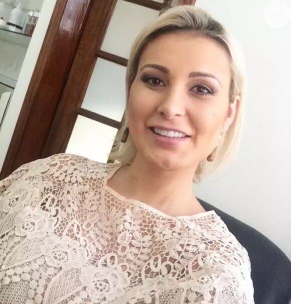 Andressa Urach foi evangélica durante 6 anos e levou uma vida bastante conservadora durante este período