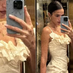 Bruna Marquezine chama atenção por anel semelhante a aliança em foto