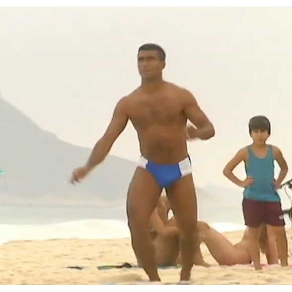 Na ocasião, Romário jogou uma partida de futvôlei na praia do Recreio, no Rio de Janeiro