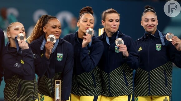 Rebeca Andrade conquistou o bronze na final por equipes da Ginástica Artística