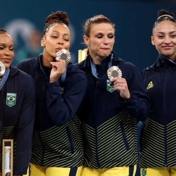 Rebeca Andrade conquistou o bronze na final por equipes da Ginástica Artística