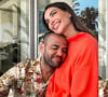 'Se isso te incomoda, não olhe': Joana Sanz posta foto 'feliz' com Daniel Alves fora da prisão e rebate críticas por relação