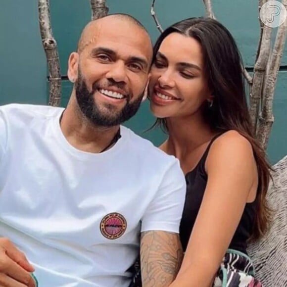 Daniel Alves e Joana Sanz teriam feito compras e ido comer em um restaurante, durante passio