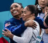 Quem também compôs o pódio foi Simone Biles, com a prata, e Jordan Chiles, com o bronze