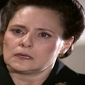 No capítulo desta quarta feira (14/08), em 'Alma Gêmea', Cristina sugere que Agnes deixe a cidade de Roseiral.