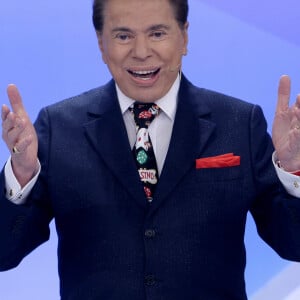 Silvio Santos também teria sido internado sem nome no prontuário no intuito de evitar que suas informações vazassem na mídia