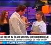 Silvio Santos conversou com Elisa Veeck, na época no elenco da novela 'Chiquititas', durante participação no 'Qual é a Música', em 2000