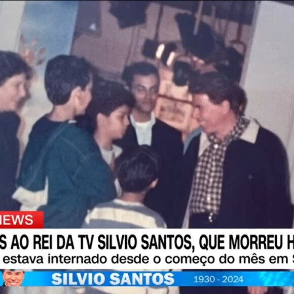 Silvio Santos surgiu em foto com elenco da novela 'Chiquititas' na época das gravações em Buenos Aires (Argentina)