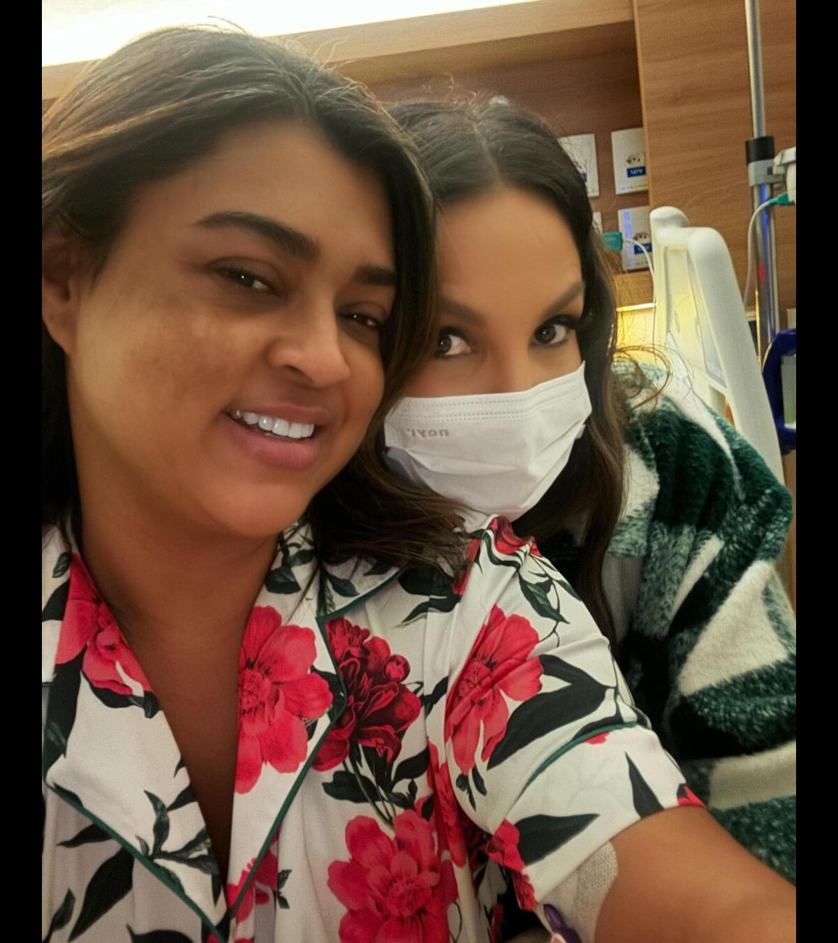 Foto Preta Gil Recebeu A Visita De Ivete Sangalo Enquanto Estava Internada Purepeople