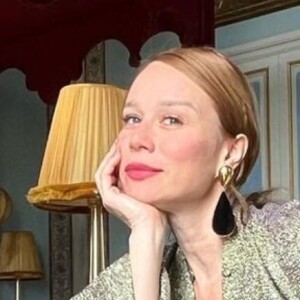 Mariana Ximenes, Ísis de 'Mania de Você', tem relação livre com o envelhecimento