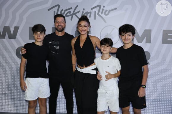 Rock in Rio: Juliana Paes, marido e filhos apostaram em lookinhos preto e branco para primeiro dia do evento