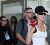 Katy Perry desembarcou no Rio de Janeiro nesta terça-feira (17), para a alegria dos milhares de fãs brasileiros