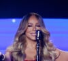 Mariah Carey fez várias trocas de roupas em seu show da turnê 'The Celebration of Mimi'