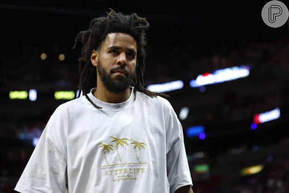 J. Cole esteve envolvido em uma grave controvérsia com capacitismo no mesmo ano em que lançou 'She Knows'