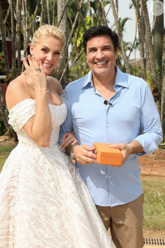 Ana Hickmann está noiva de Edu Guedes