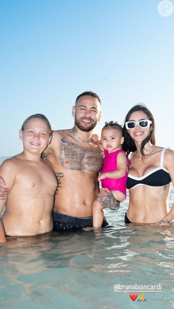 Filho mais velho de Neymar, Davi Lucca também participou da festa de Mavie