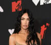 Para isso, Megan Fox segue uma dieta chamada 'Dieta dos 5 Fatores', que é composta por 5 refeições diárias