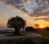 Bruno Gagliasso e Giovanna Ewbank são proprietários do Rancho da Montanha, uma casa de campo localizado em Membeca, no município de Paraíba do Sul