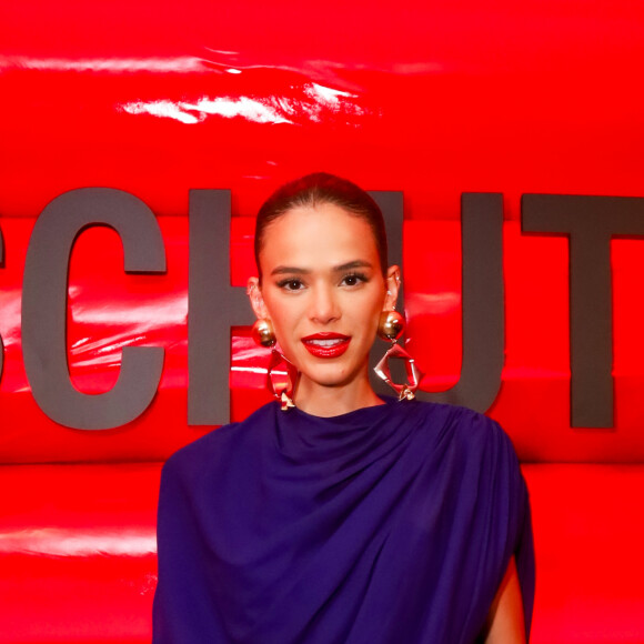 Dieta de Bruna Marquezine exclui carne bovina e de frango e tem riqueza em vegetais e sementes